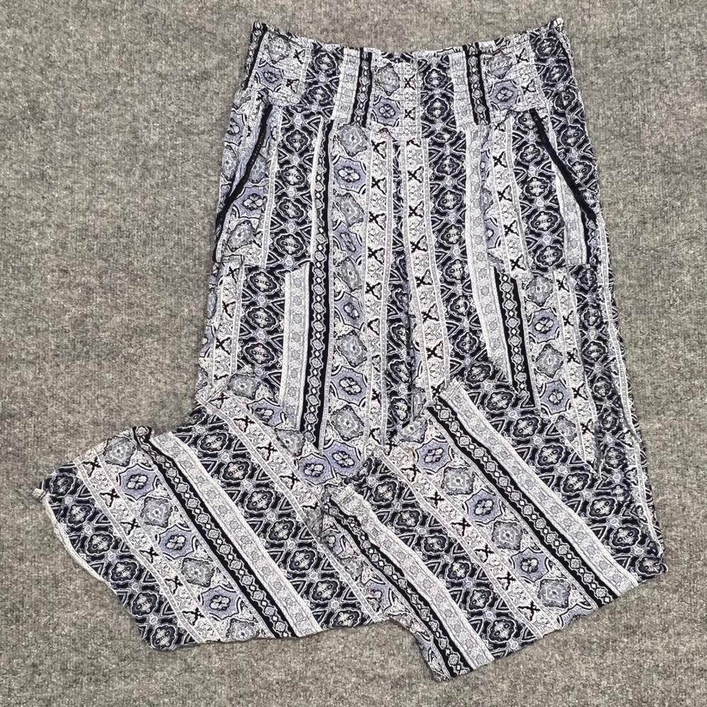Three Dots Wide Leg Pants Womens L Blue White Medallion Smocked Rayon Boho Comfy